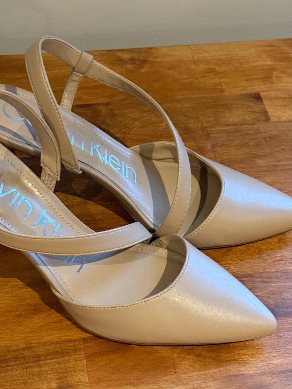 Calvin Klein Women's Nude Beige Greer Pump Heels Sz 8.5 8 1/2
